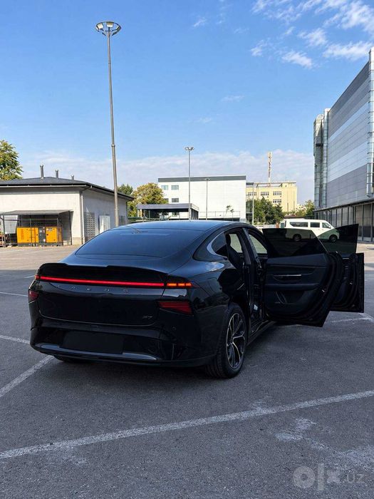 Xpeng P7 Black Edition