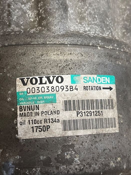 Compresor Ac Volvo V40 Hatchback 525, 526 2012 - > 1.6 D2 D 4162 T 00