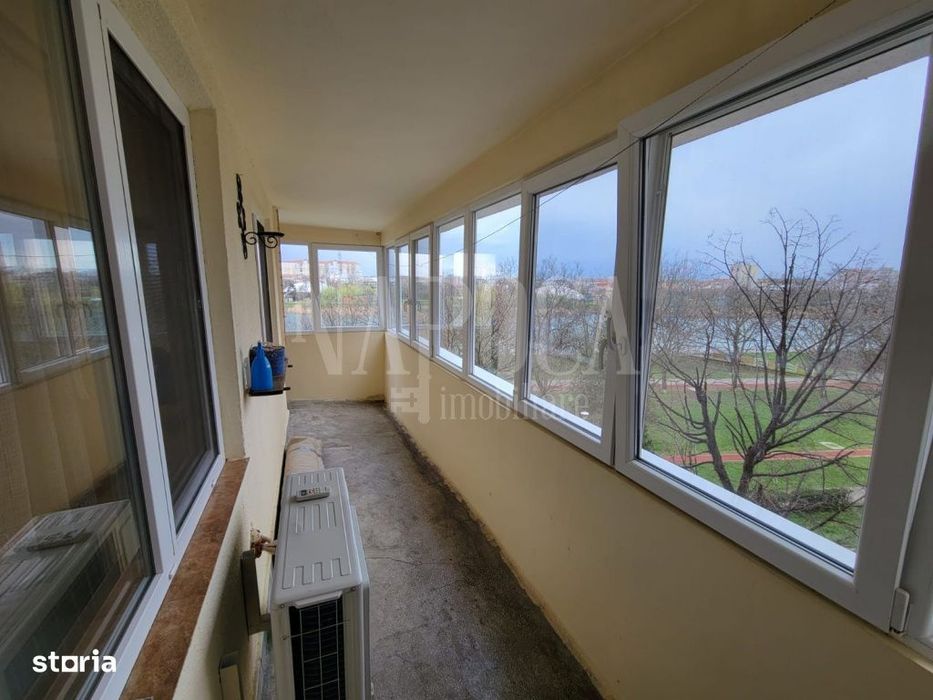 Apartament 3 camere de vanzare in Decebal Oradea, Oradea
