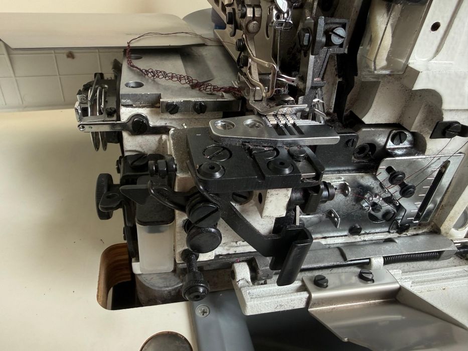 Продается Оверлок Jack E3