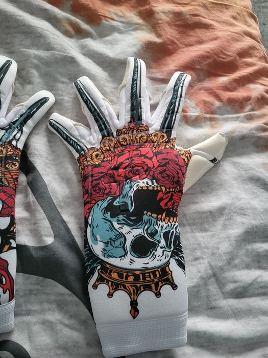 Mănuși de portar T1TAN EDIȚIE LIMITATA DIN 2023!