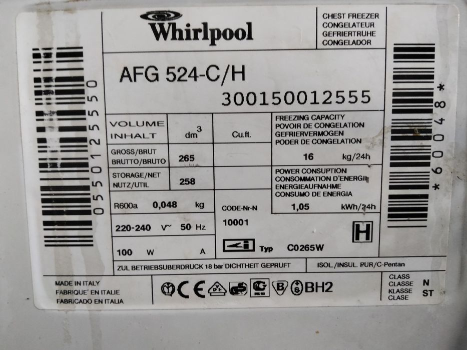 Vând lada frigorifica Whirlpool perfecta stare de funcționare.