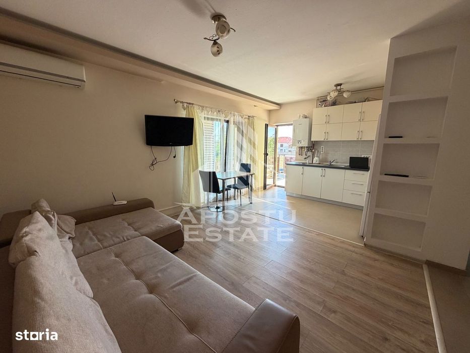 Apartament cu 3 camere de vânzare ,terasă mare, Dumbravita