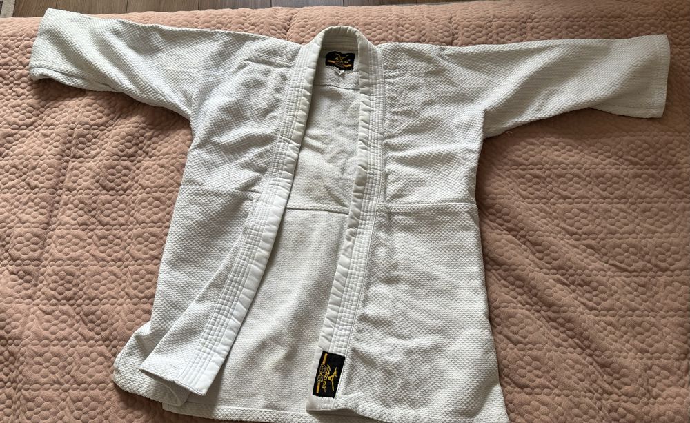 Кимано, дзюдо, спортивная одежда