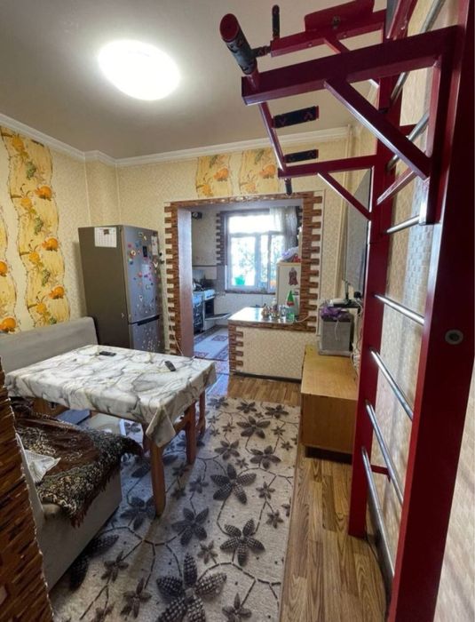 Сергели 1 3 комната 2 этаж,Орт.5-Бекат,Площадь:78м2,Продаетя х