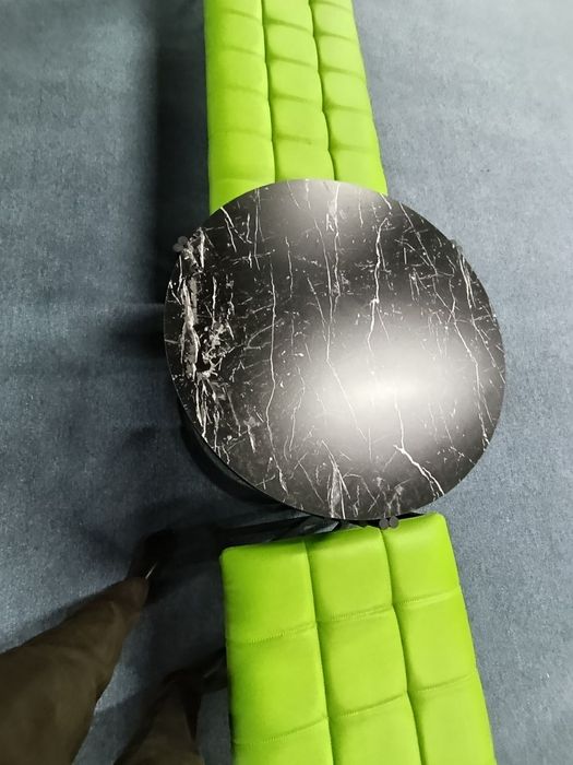 O'fislar uchun chidamli stol