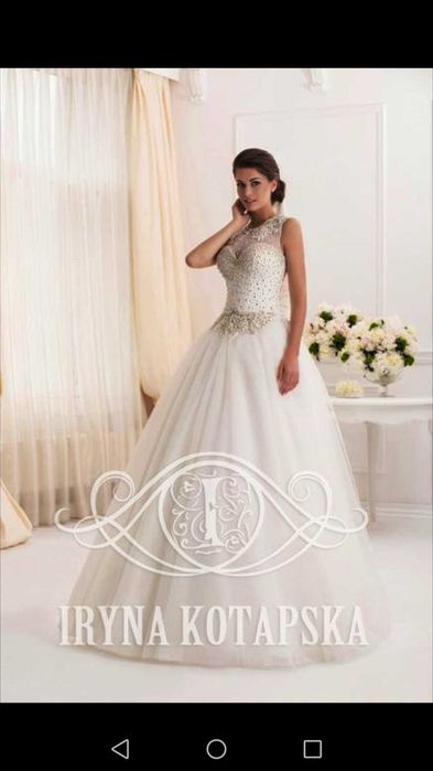 Свадебное платье