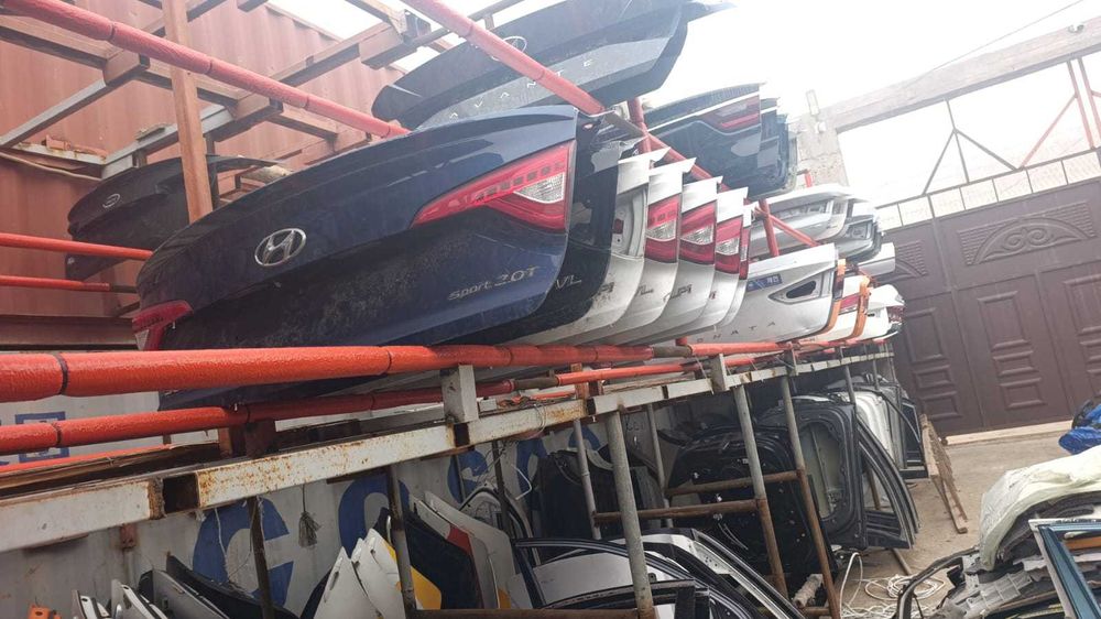 крышка багажа хюндай  кия