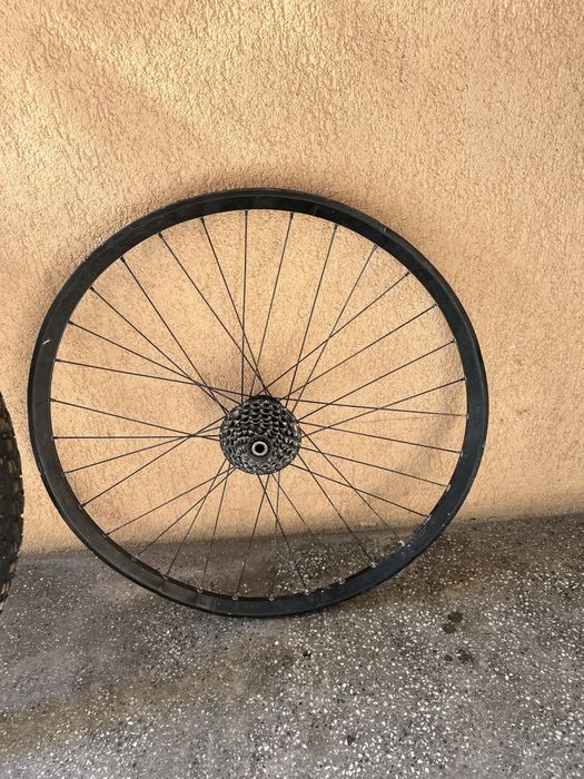 Останали части за downhill колело