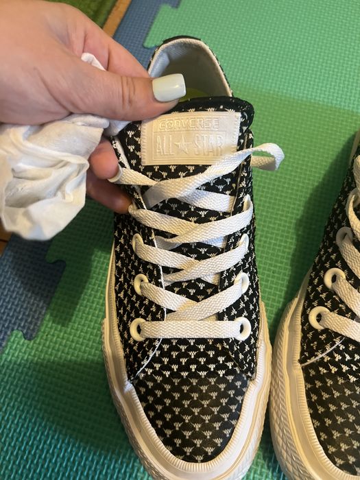 Tenesi converse măsura 36