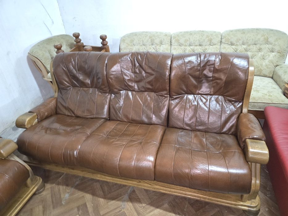 Set masiv -3+2+1 piele naturala6si lemn masiv