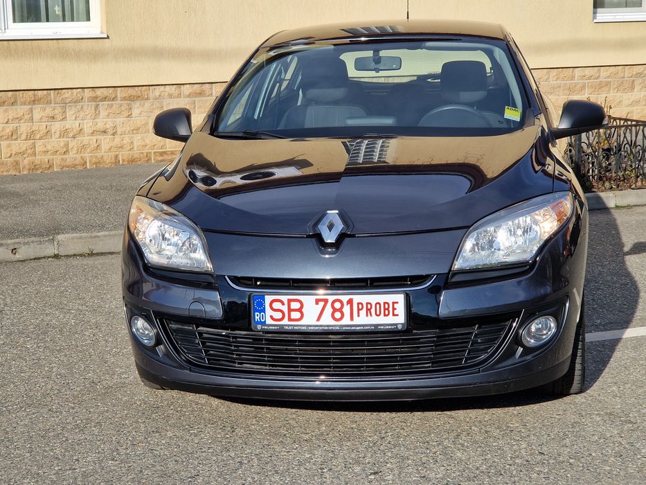 Renault Megane 1,6 benzina an 2012