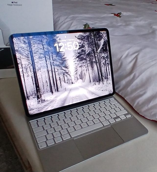 Ipad Magic keyboard 13 inch / white