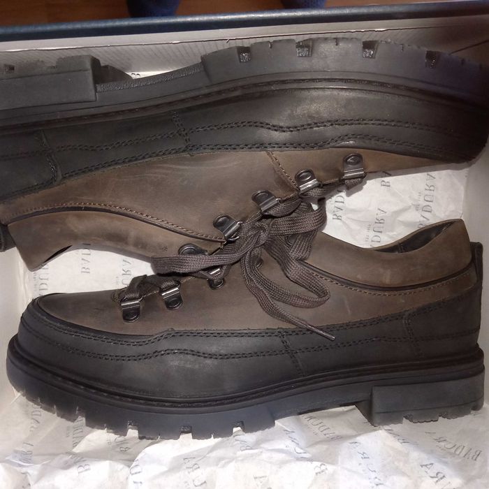 Pantofi Badura noi