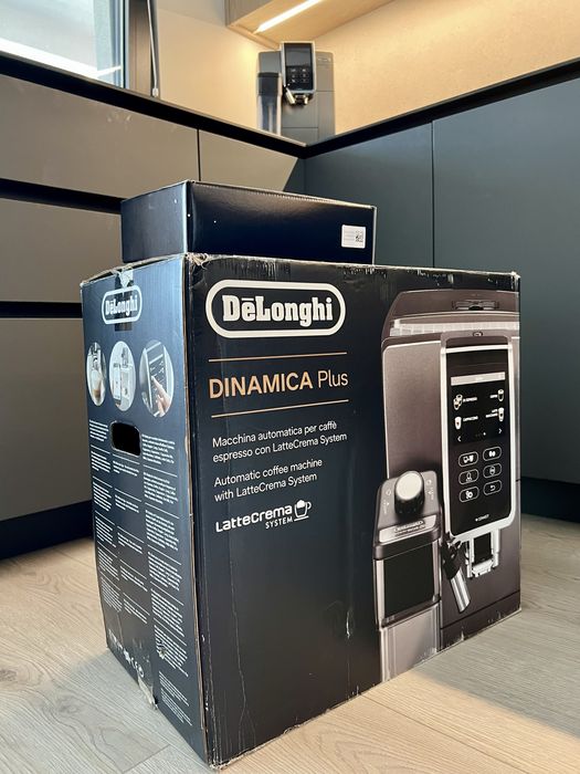 Delonghi кафе машина с кутия