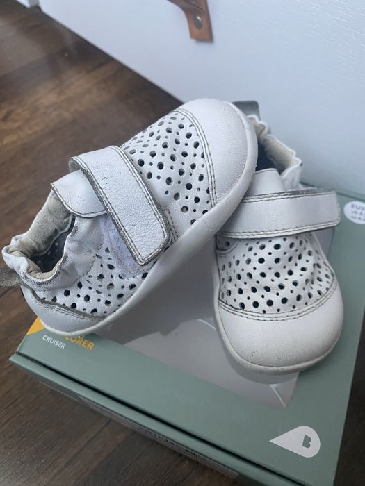 Боси обувки за момиче размер 20-22