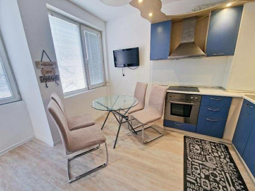 Двустаен апартамент, под наем, Окръжна болница