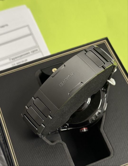 ЧИСТО НОВ 46mm Huawei Watch 4 Pro Space Edition Yettel Гаранция 2026г.