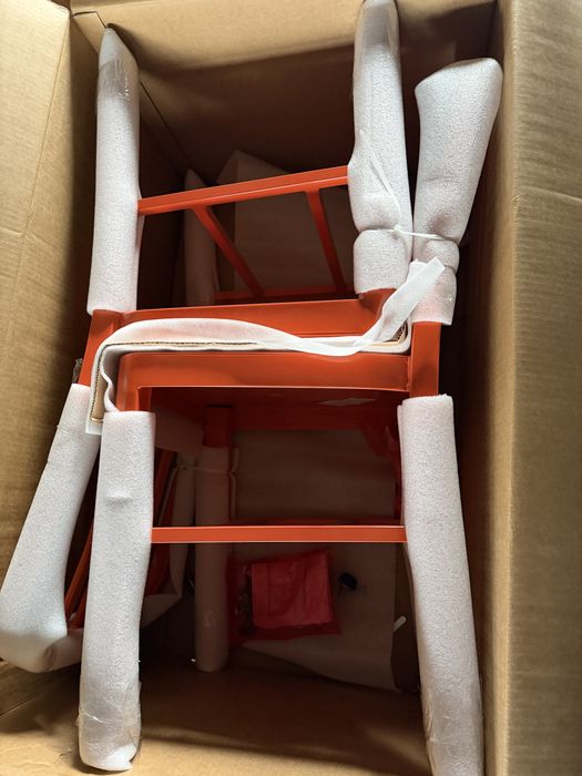 Set 2 scaune noi, tabla, portocalii