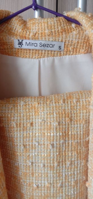 Продам костюм женский