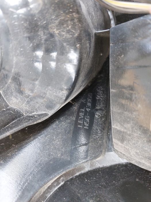 Stop tripla dreapta opel astra h gtc chrysler 300c originale