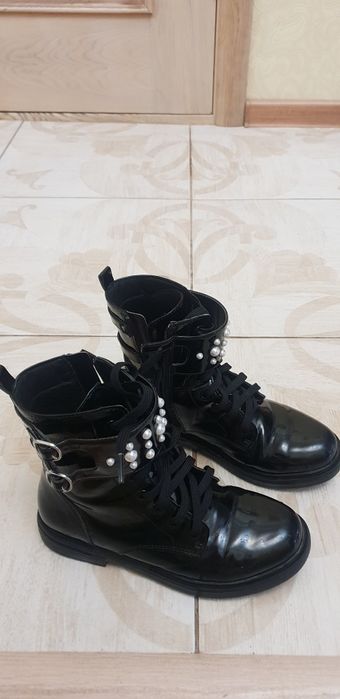 Ботинки детские 35 размер Geox