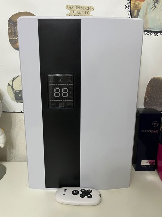Продам Осушитель воздуха PLAID CS10E белый