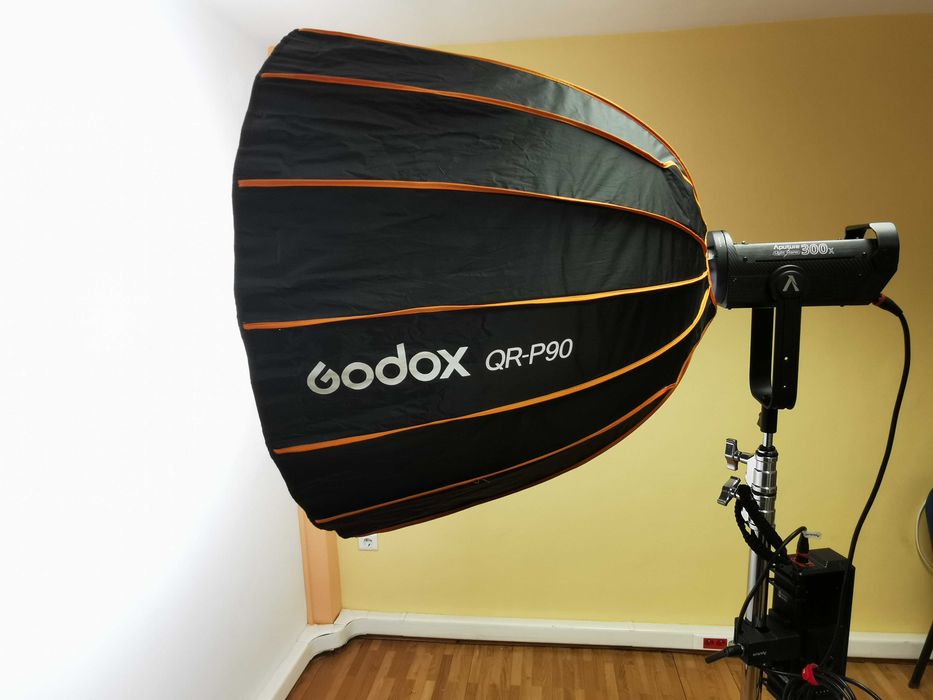 Софтбокс Godox QR-P90 Quick Release Parabolic Softbox параболичен софтбокс с диаметър 90см