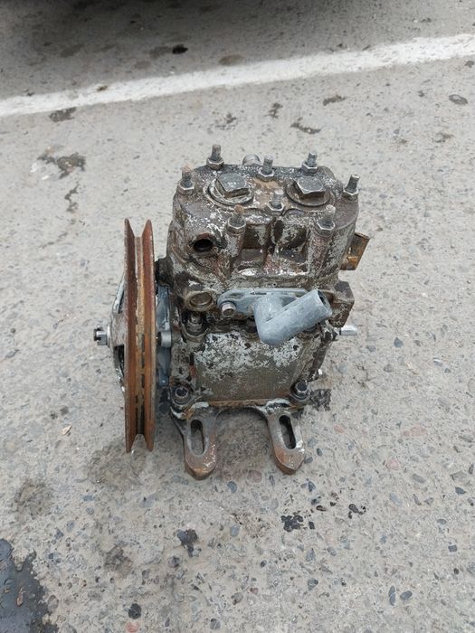 Продам компрессор на Зил