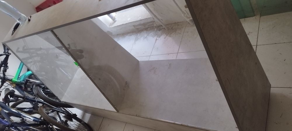 Витрина полка ойнали янгидек холати зор