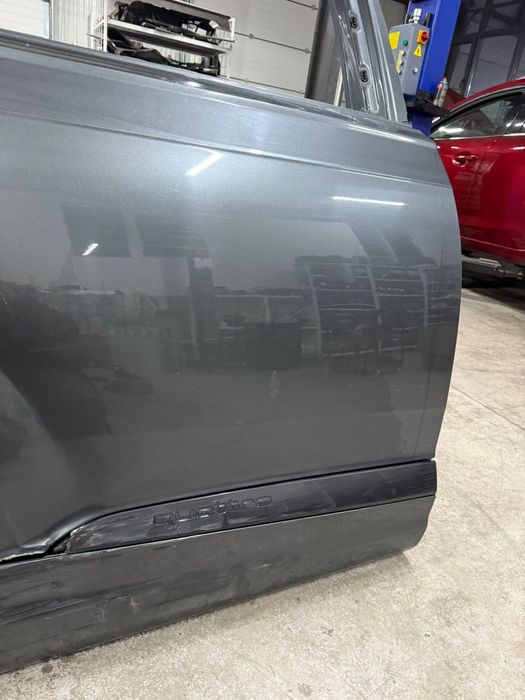 задна дясна врата за audi q7 4M0