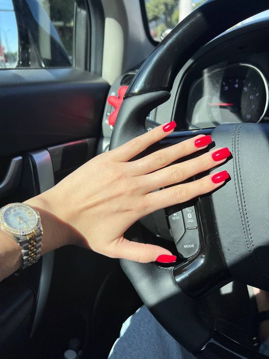 Индивидуальное обучение от опытного мастера маникюра и педикюра