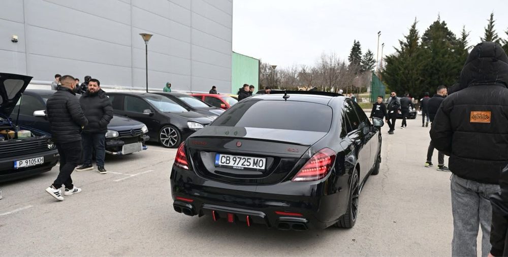 Кола за  бал или сватба – Mercedes S-Class Brabus Edition