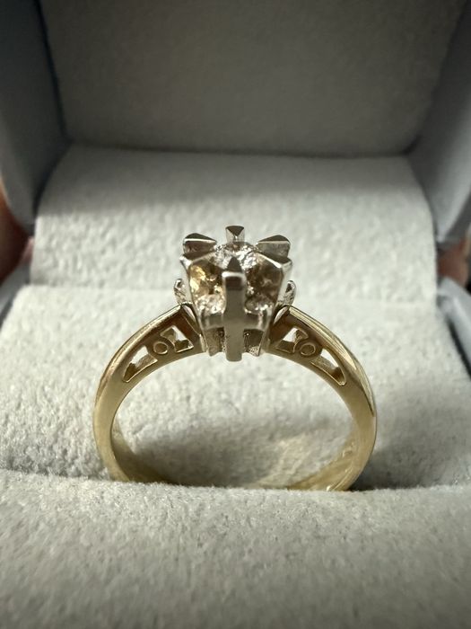 Бриллиантвое кольцо