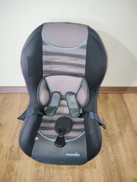 Vând scaun de bebeluși !