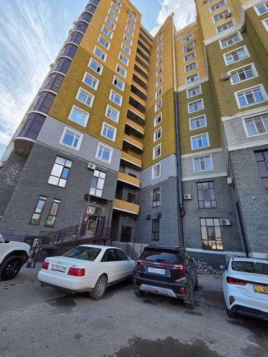 Продам квартиру на 11- микрорайне