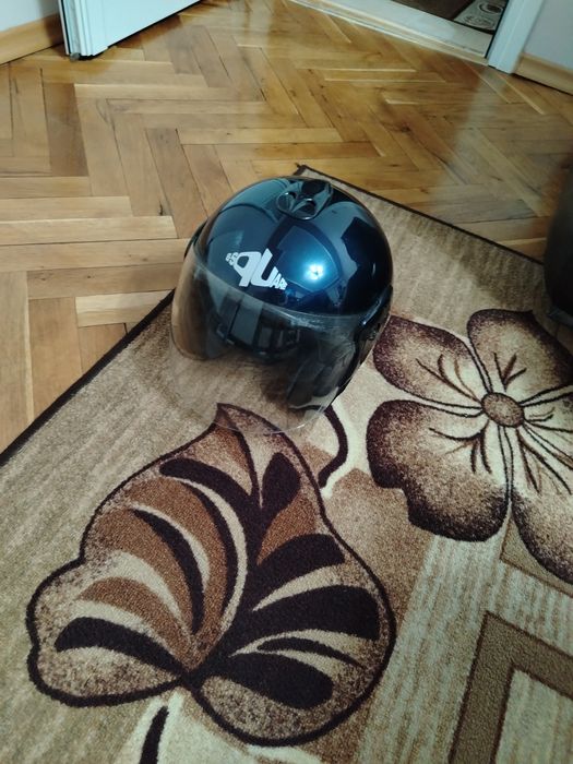 Каски за мотор почти нови