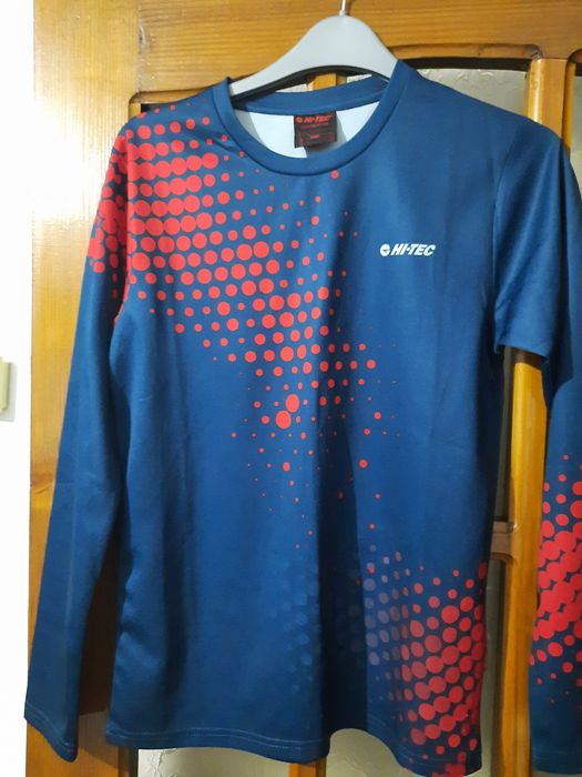 Bluze termice 2 buc, colanti termici 2 buc și 1 tricou
