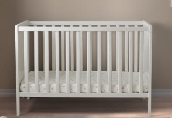 Бебешко креватче от икеа