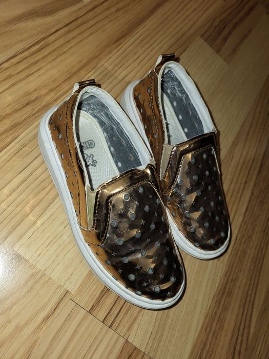 Обувки за повод за момиче Waikiki нови