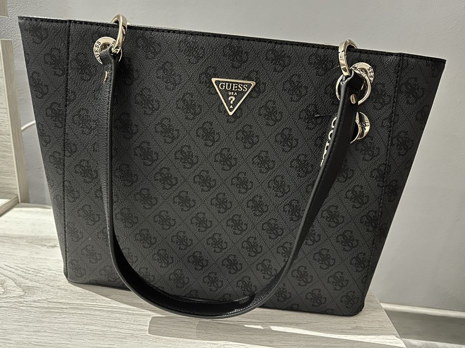 Vand geanta Guess