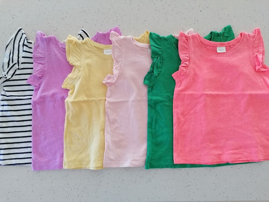 Продавам използвани детски дрешки. На марките Next, George и др.