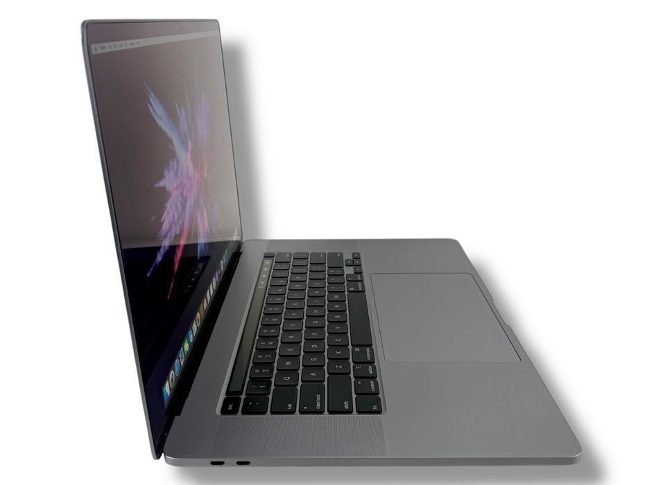 Аpple MacBook Pro 16 2019 i9 2,4GHZ 32RAM 1TB Space Gray 60 Заряда!