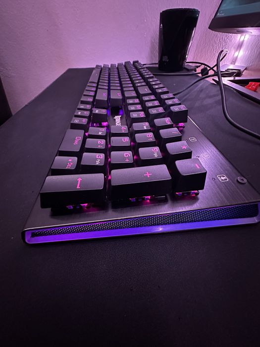 Vand tastatura mecanica