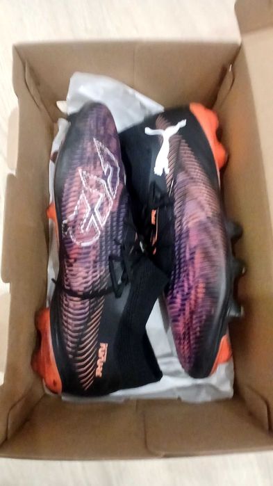 Бутонки на пума (neymar edition)