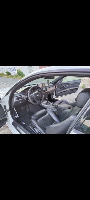 BMW Seria 3 2010 — imagine 5