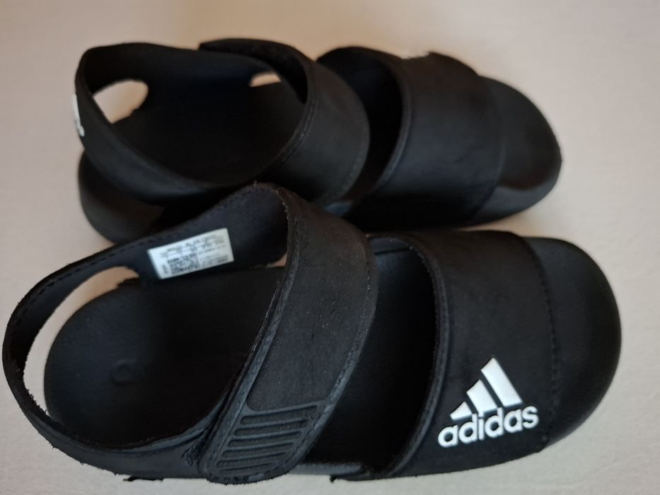 Детски сандали Adidas номер 33