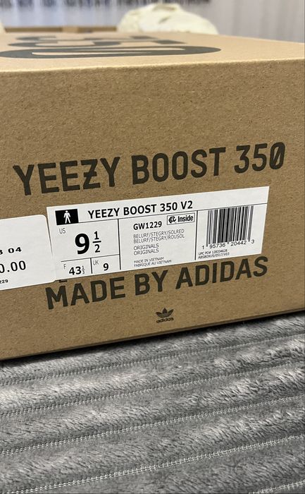 Yeezy Boost Beluga