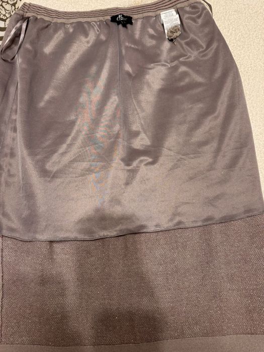 Продам женский костюм