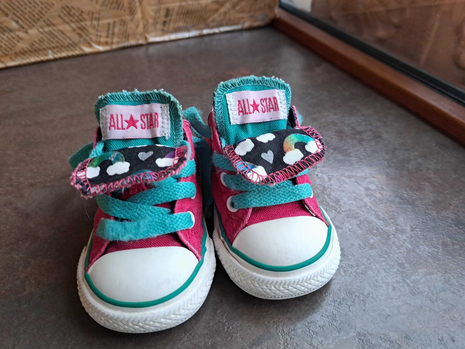 детски кецове,бебешки спортни обувки,гуменки маратонки Converse,ном.21